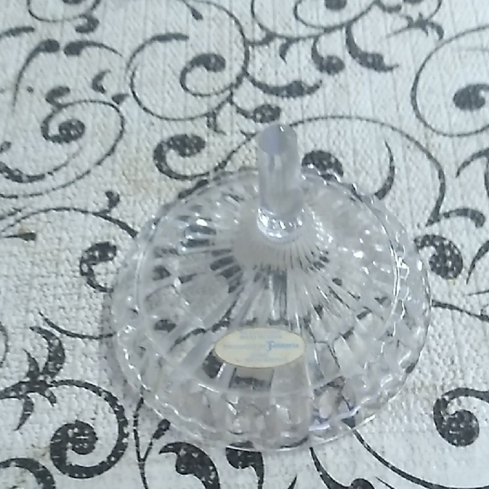 Avon's Fosteria Glass Ring Dish